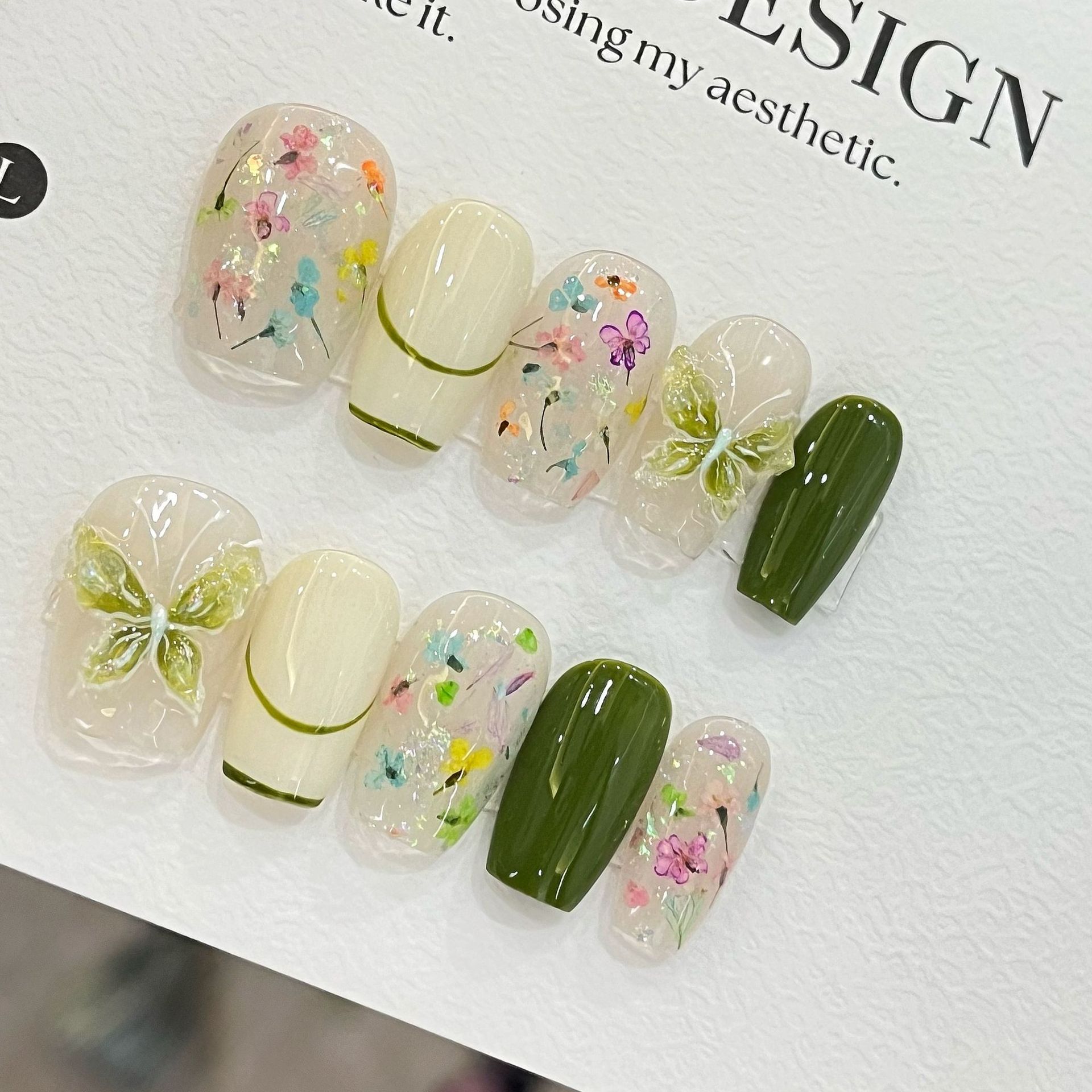 10 adet Kelebek Çiçek Sahte Tı - Nail Art French Nails incelemesi ve fiyatı