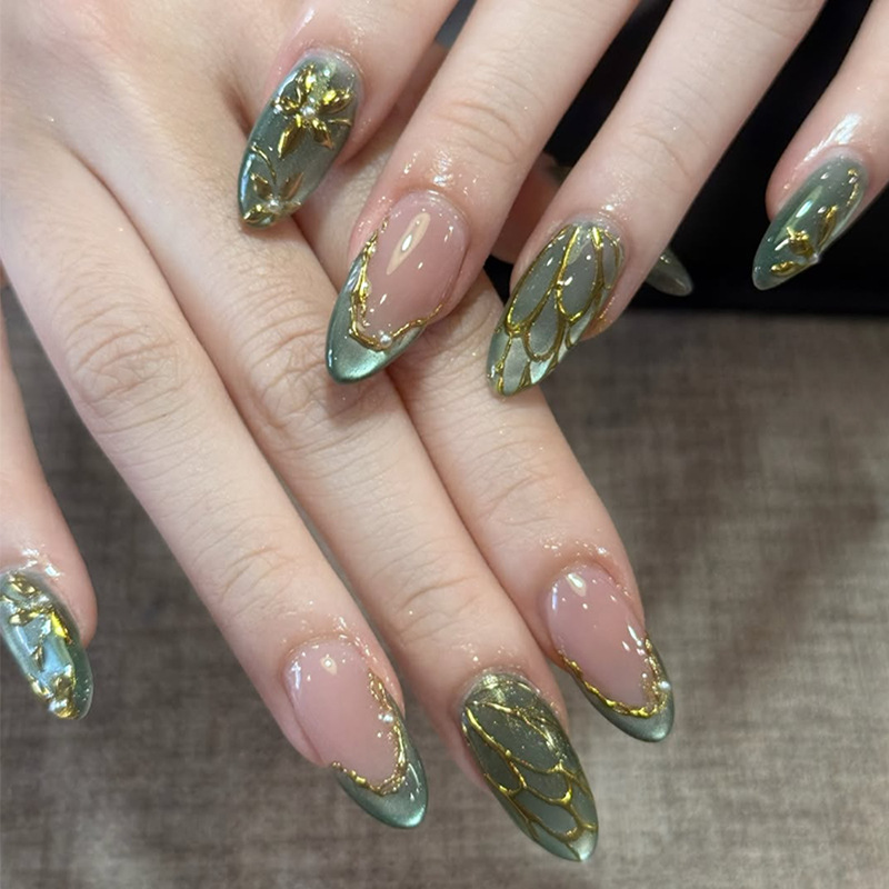 24 Adet Yeşil Kedi Gözü Takma  - Nail Art French Nails incelemesi ve fiyatı