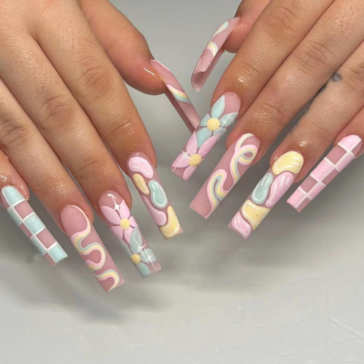 24 Adet Siyah Fransız Takma Tı - Nail Art French Nails incelemesi ve fiyatı