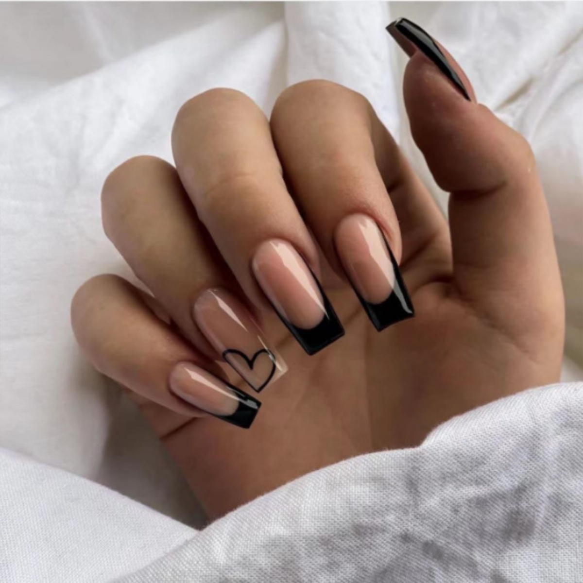24 Adet Siyah Fransız Takma Tı - Nail Art French Nails incelemesi ve fiyatı